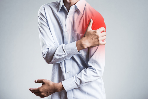 Massage đá nóng được minh chứng là có hiệu quả tuyệt vời trong việc giảm đau cơ bắp và khớp