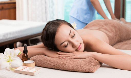 Lợi ích của Massage tinh dầu