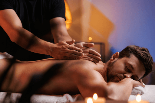 Massage bằng miệng là gì?