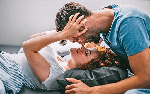 Yếu tố ảnh hưởng đến tần số quan hệ