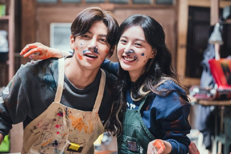 Biểu hiện của Skinship như thế nào? 