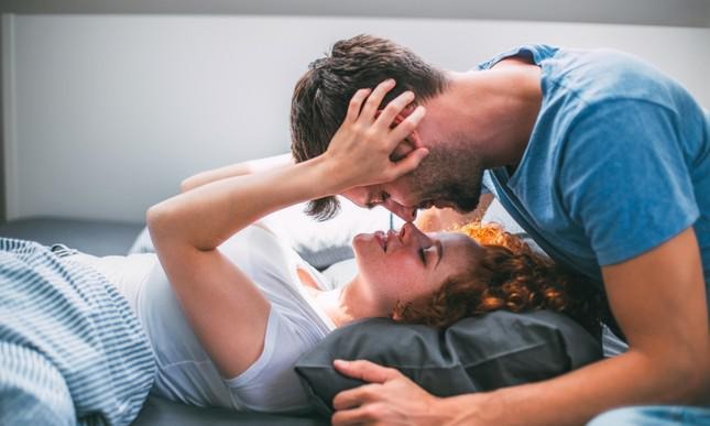 Cách làm mới chuyện chăn gối