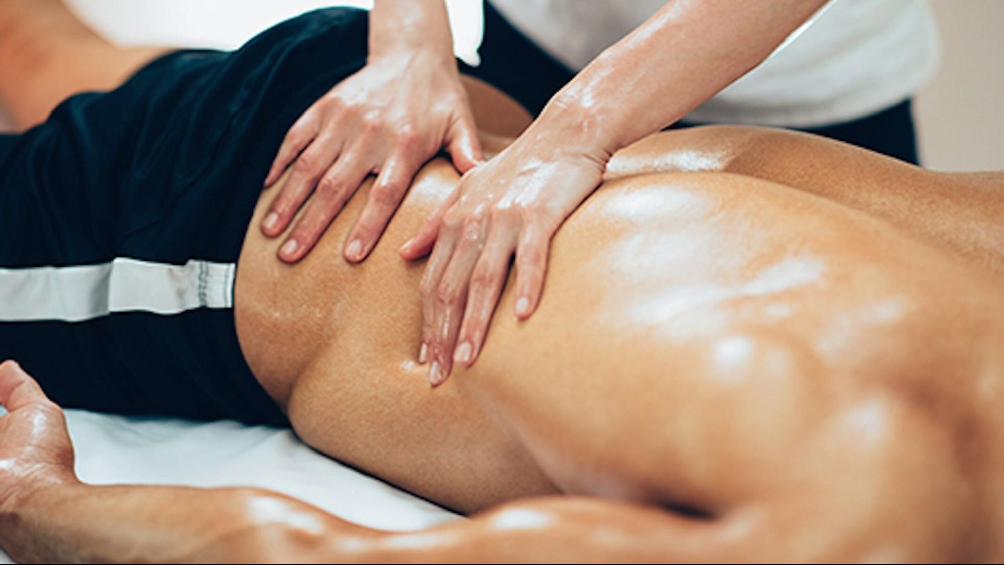 Massage thể thao (Sports Massage)