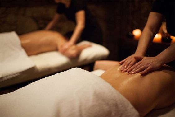 massage cặp đôi
